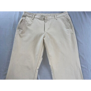 Under Armour Lightweight Flat Front Chino Golf Pants. Beige, Men's 38X32. EUC!